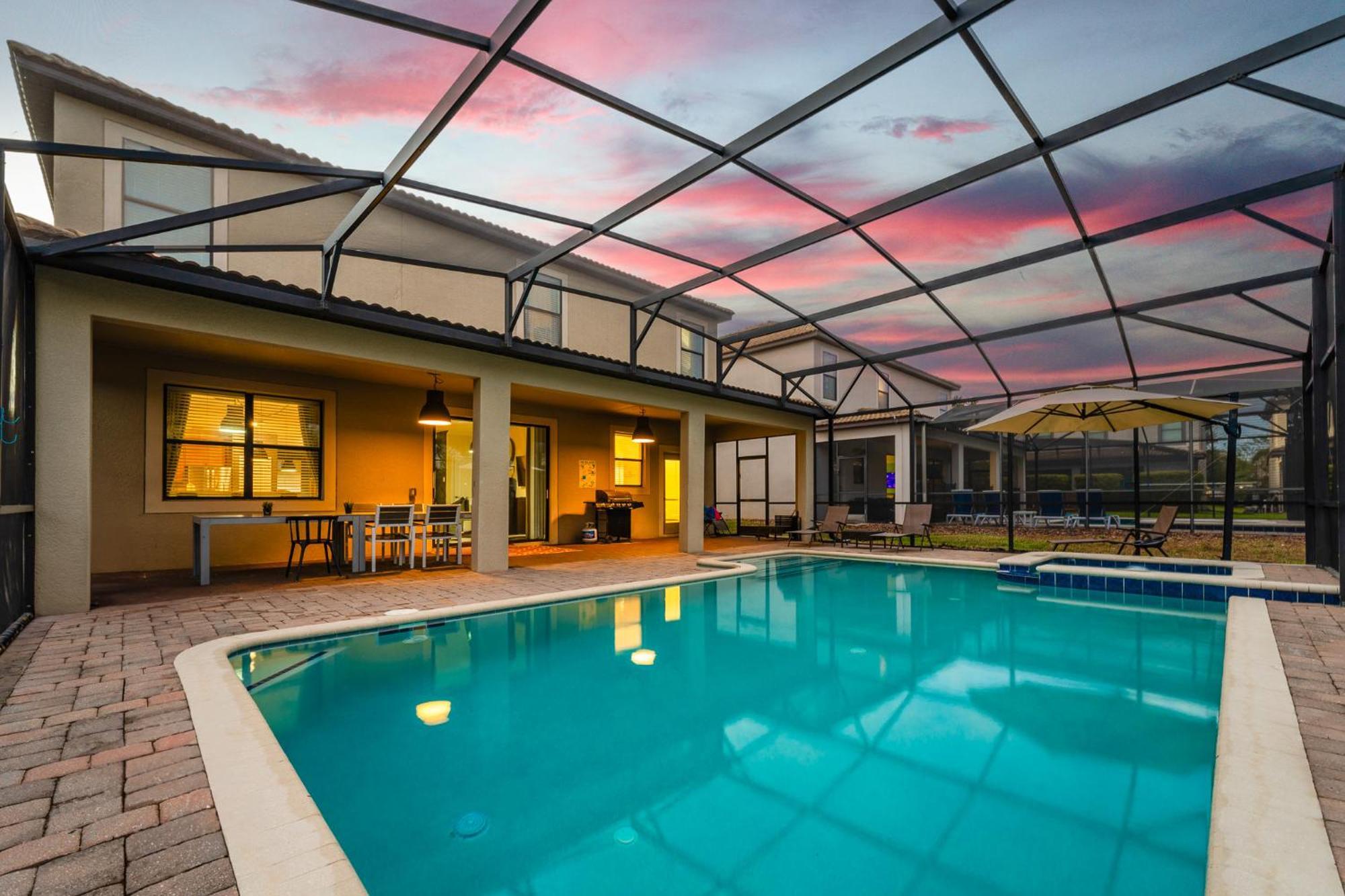Heated Pool + Free Waterpark + Lazy River + Grill Davenport Buitenkant foto