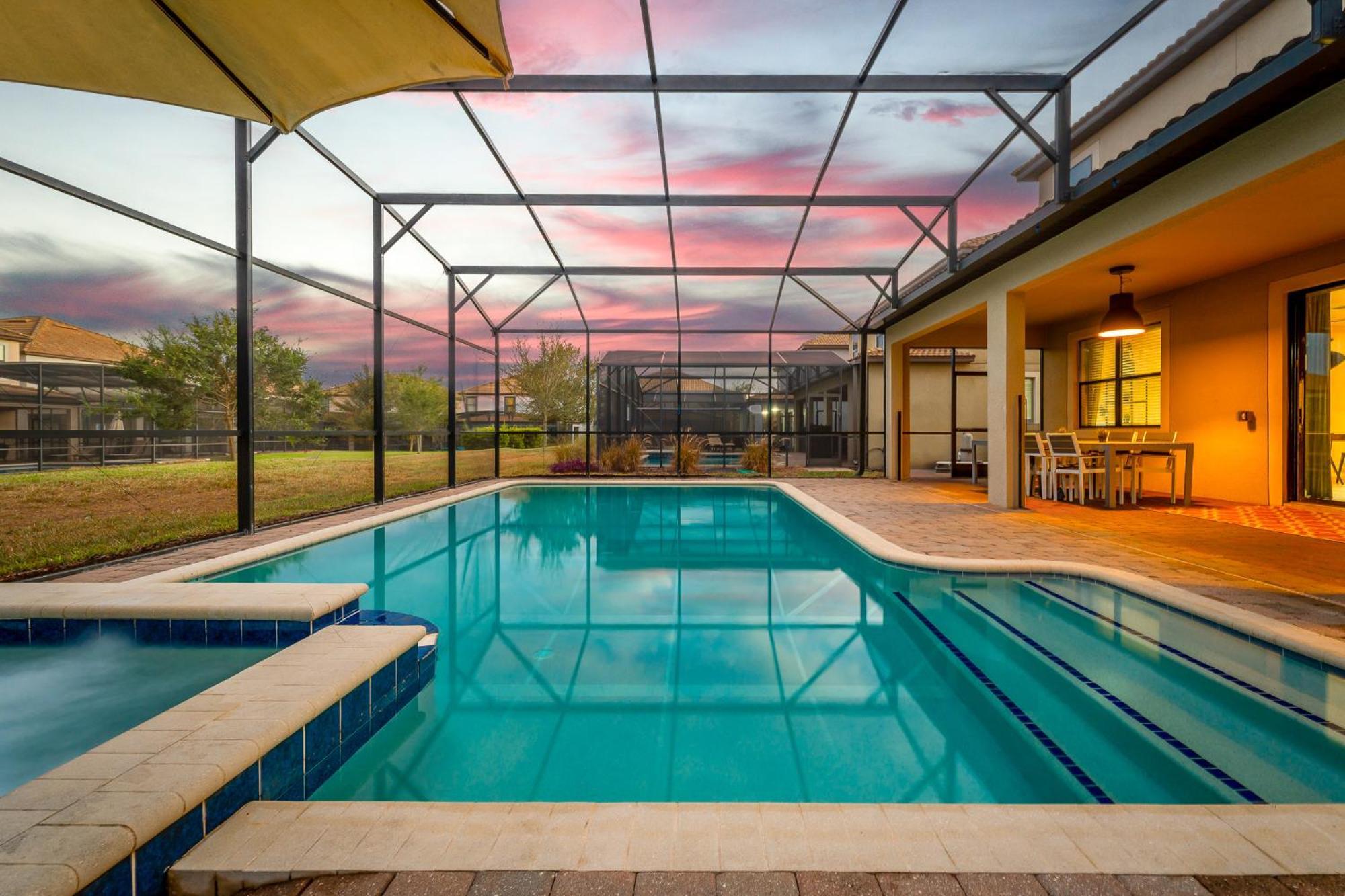 Heated Pool + Free Waterpark + Lazy River + Grill Davenport Buitenkant foto