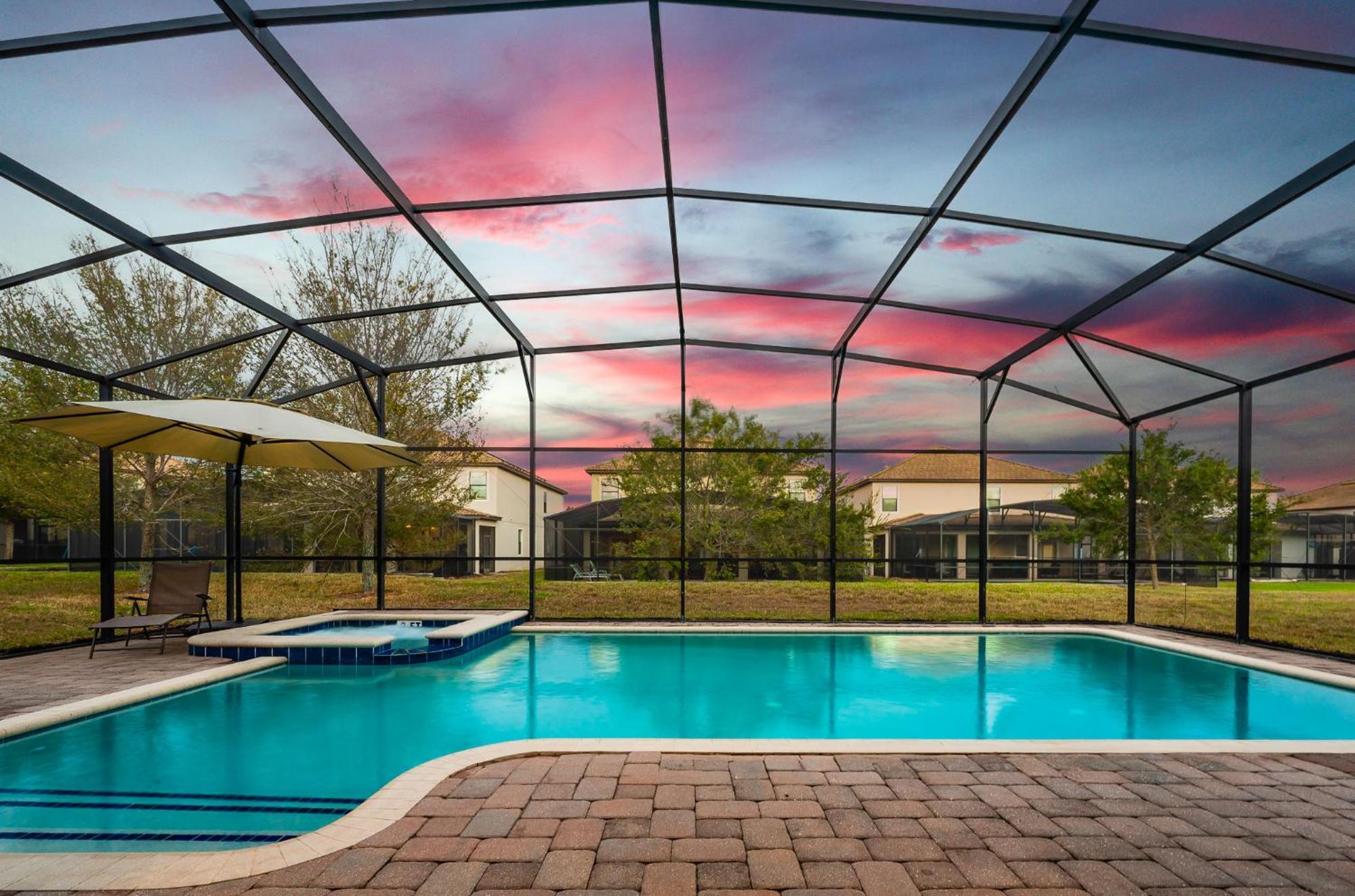 Heated Pool + Free Waterpark + Lazy River + Grill Davenport Buitenkant foto